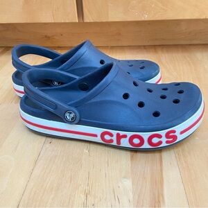 CROCS like new m8 w10 run small!
